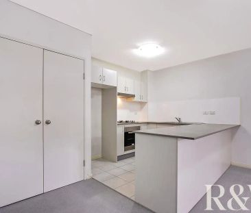 “MODERN LIVING” - Photo 6
