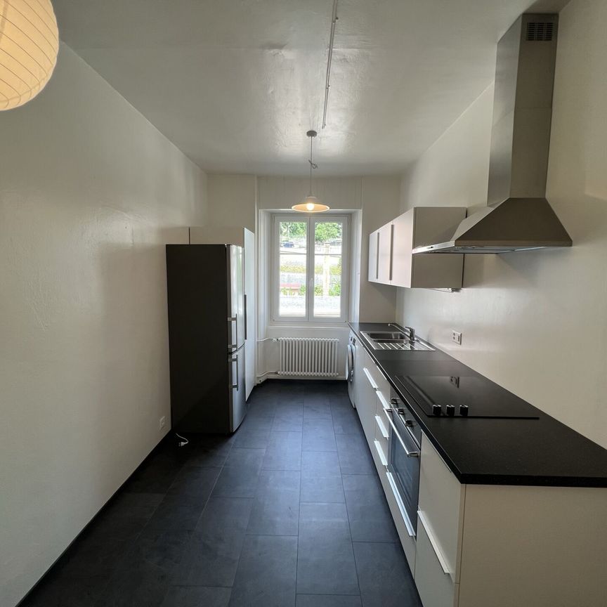 Chaux-de-Fonds, joli 1.5 pièces rénové avec balcon - Foto 1