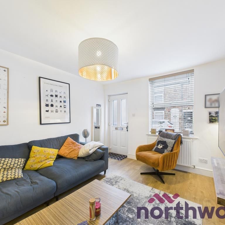 2 bedroom terraced house to rent - Photo 1