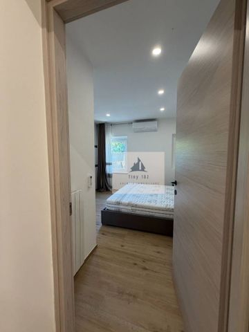 Appartamento viale Madonna dei Fiori 32, Centro, Bra - Photo 4