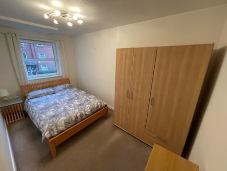 1 bedroom to let - Photo 3