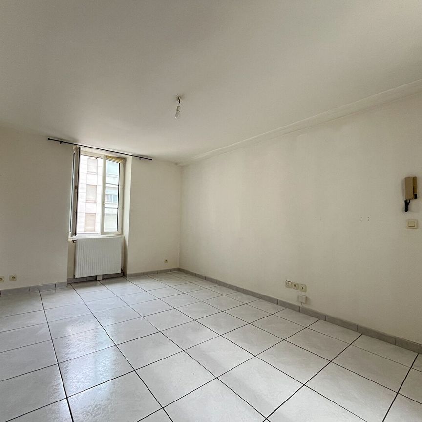 Location Appartement 3 pièces 66m² - Photo 1