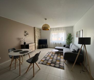 Location Appartement 2 pièces 53m² - Photo 6