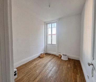 Location Appartement 3 pièces 53m² ECULLY 69130 - Photo 1