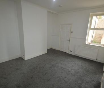 1 bedroom ground floor flat to rent - Photo 1