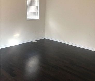 For Lease - 102 Benhurst Crescent, Brampton, Ontario - Photo 2