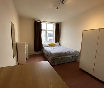 High Road, Beeston, NG9 2LN - Photo 6