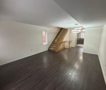 For Lease - 38 Filly Path, Oshawa, Ontario - Photo 2