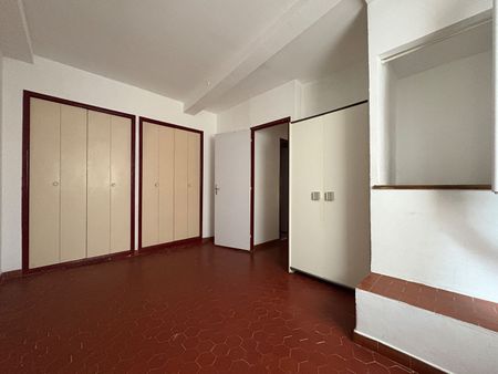 Location Appartement 2 pièces 41m² AVIGNON 84000 - Photo 2