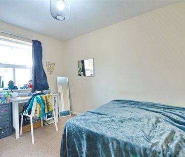 Lancelot Road, Stoke Park - Photo 2