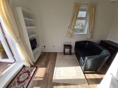 1 bedroom house to rent - Photo 3