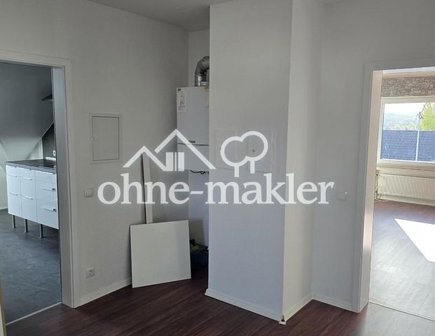 Dachgeschosswohnung mit Charme - Photo 1