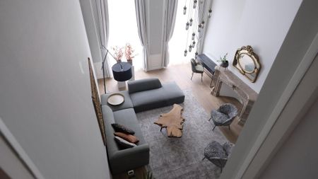 Stijlvol en ruim 3-kamerappartement van ca. 129 m² met terras in luxe complex – volledig gemeubileerd - Foto 2