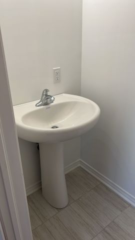 For Lease - 4360 Ebenezer Road, Brampton, Ontario - Photo 3