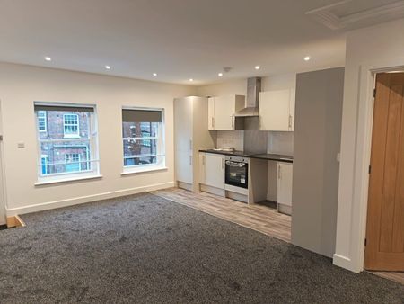 Dolphin Square, Tring - Photo 2