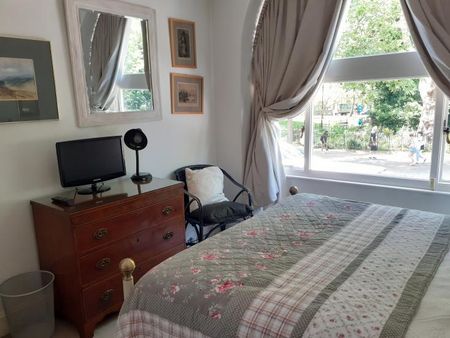 Lovely double room in Islington close to station (City and west end access) - Photo 5