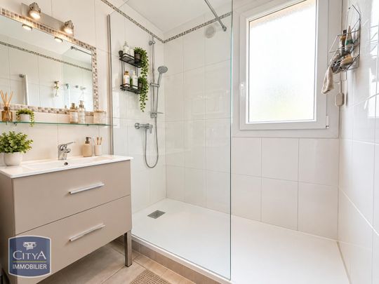 Location Appartement 4 pièces 66m² LIMOGES 87000 - Photo 1