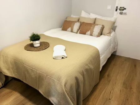 Carrer del Bisbe Jaime Pérez, Valencia, Valencian Community 46006 - Photo 5