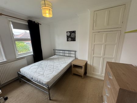 Hadrian Avenue, Hull Road - P2210 - Photo 5