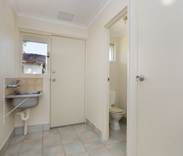Cute duplex in central location - Photo 4