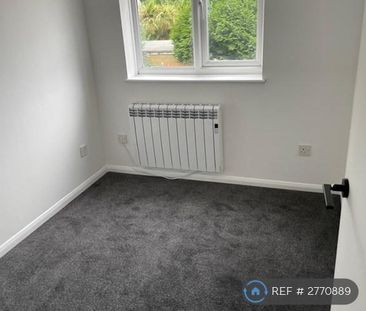2 bedroom maisonette to rent - Photo 6