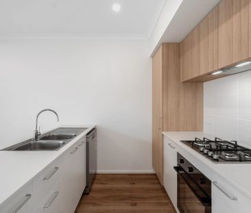 Modern Living in a Prime Mickleham Location - Photo 6