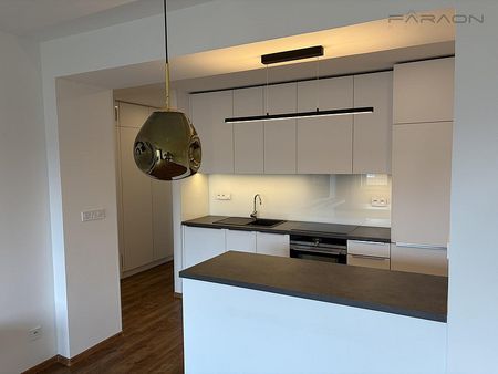 Pronájem bytu 3+kk 70 m² - Fotografie 5