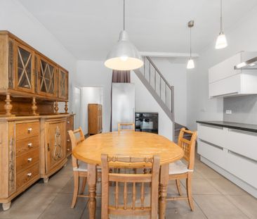 Zeer ruime 4 Slaapkamerwoning met tuin in Gent te huur - Photo 5