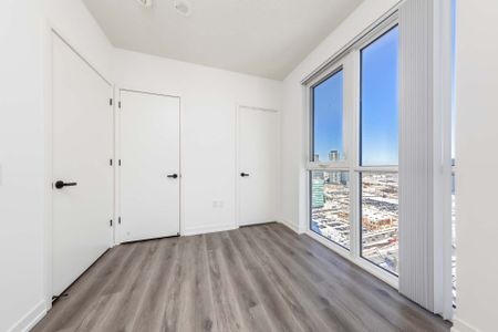 For Lease - 28 Interchange Way Unit# 3910, Vaughan, Ontario - Photo 2