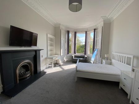 5 bedroom flat to rent - Photo 3