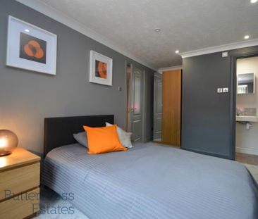 1 bedroom in a house share to rent - Photo 4