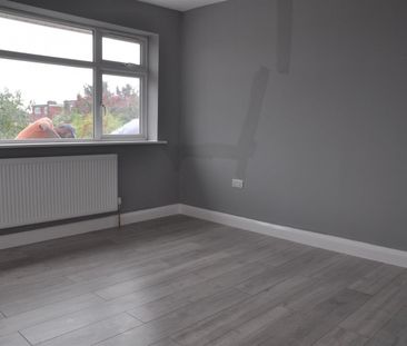 5 bedroom House To Let Total Size: 2200 SQ FT - Photo 3