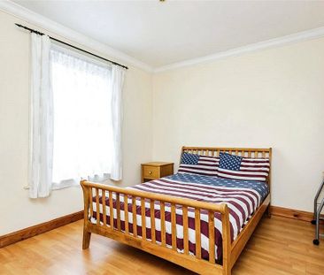 4 bedroom terraced house to rent - Photo 5