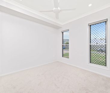 Brand new low-set modern unit - Photo 2