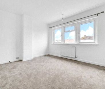 Malta Road, Deepcut, Camberley, Surrey, GU16 - Photo 5