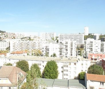 Location Appartement 3 pièces 73m² ST ETIENNE 42000 - Photo 5