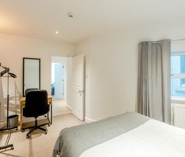 2 bedroom apartment to rent - Photo 5