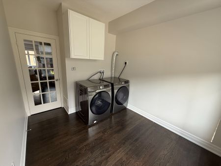 For Lease - 30 Vantage Loop Avenue Unit# MAIN, Newmarket, Ontario - Photo 4