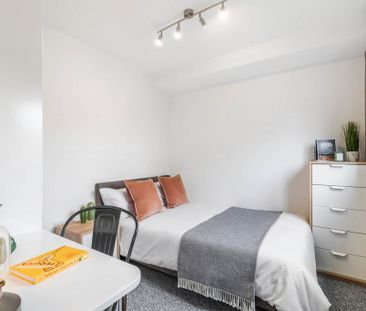 6 bedroom house to rent - Photo 3