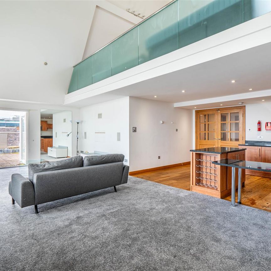 2 bed apartment to rent in Grainger Street, Newcastle Upon Tyne, NE1 - Photo 1