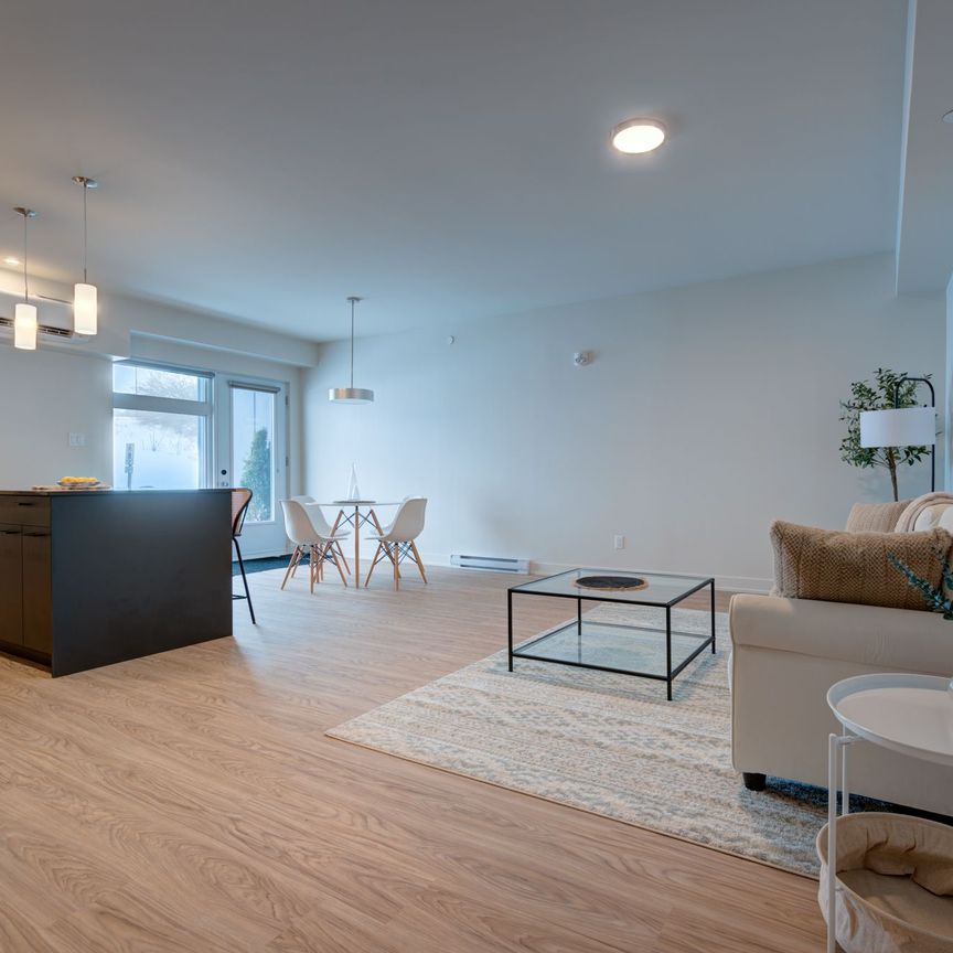 For Lease - 205-70 Vieux-Silo Road, Orleans - Cumberland and Area, Ontario - Photo 1