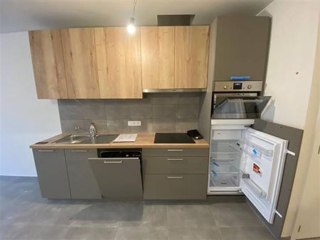 Appartement te huur - Photo 3