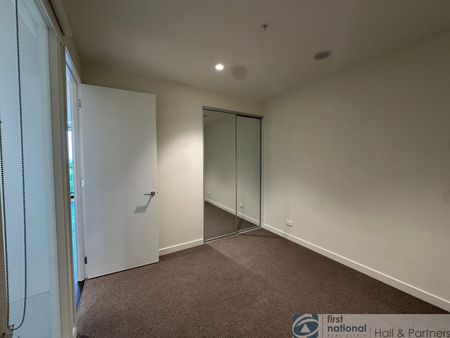 Welcome to THE LONSDALE - Photo 2
