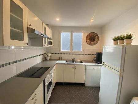Location Appartement 3 pièces 66m² ROUEN 76100 - Photo 5