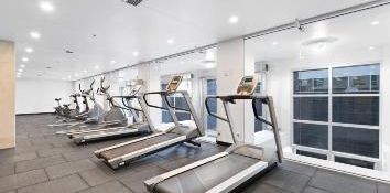 Closed metro Atwater 4 1/2 condominium rent - Photo 2