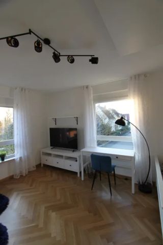 Tolles Zimmer in Studenten WG neu renoviert und möbliert! - Photo 2