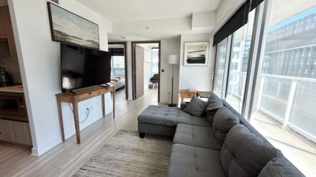 For Lease - 19 Bathurst Street Unit# 911, Toronto, Ontario - Photo 2
