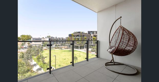 Chic Parkside Living - Photo 1