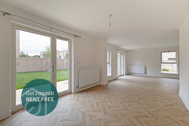 5 bedroom detached house to rent - Photo 1
