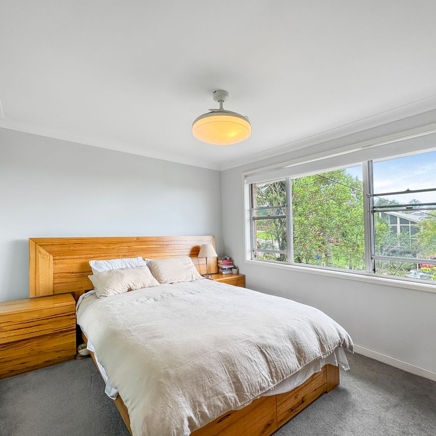 6 Iraga Avenue, WEST WOLLONGONG NSW 2500 - Photo 1